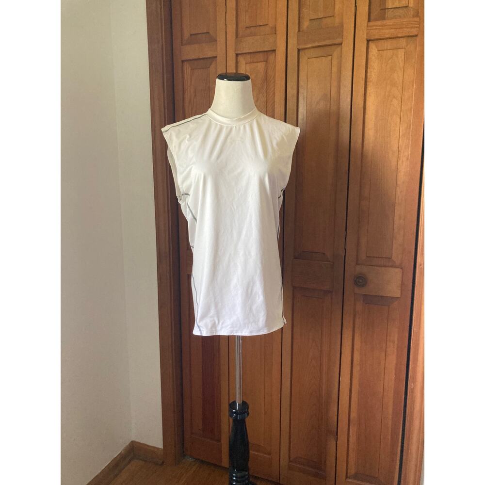 Armour Stretch Pullover Sleeveless Active Wear Top